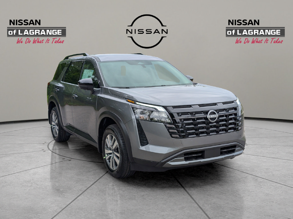 New 2026 Nissan Pathfinder SL w/ Cargo Package FWD image 3