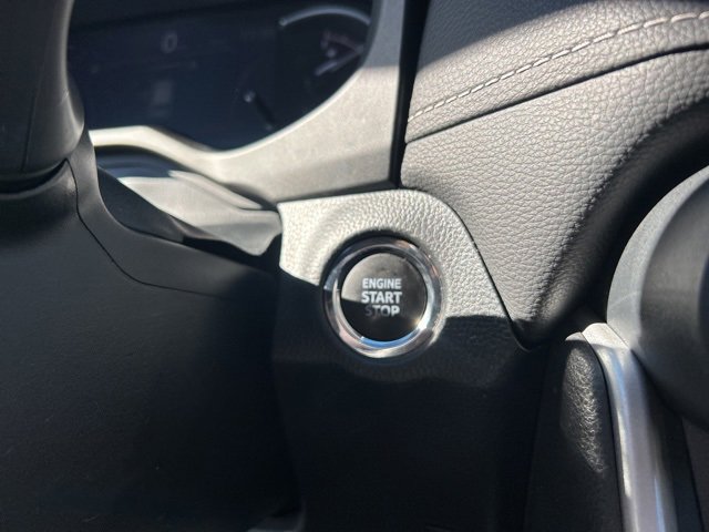 Used 2024 Toyota RAV4 XLE image 27