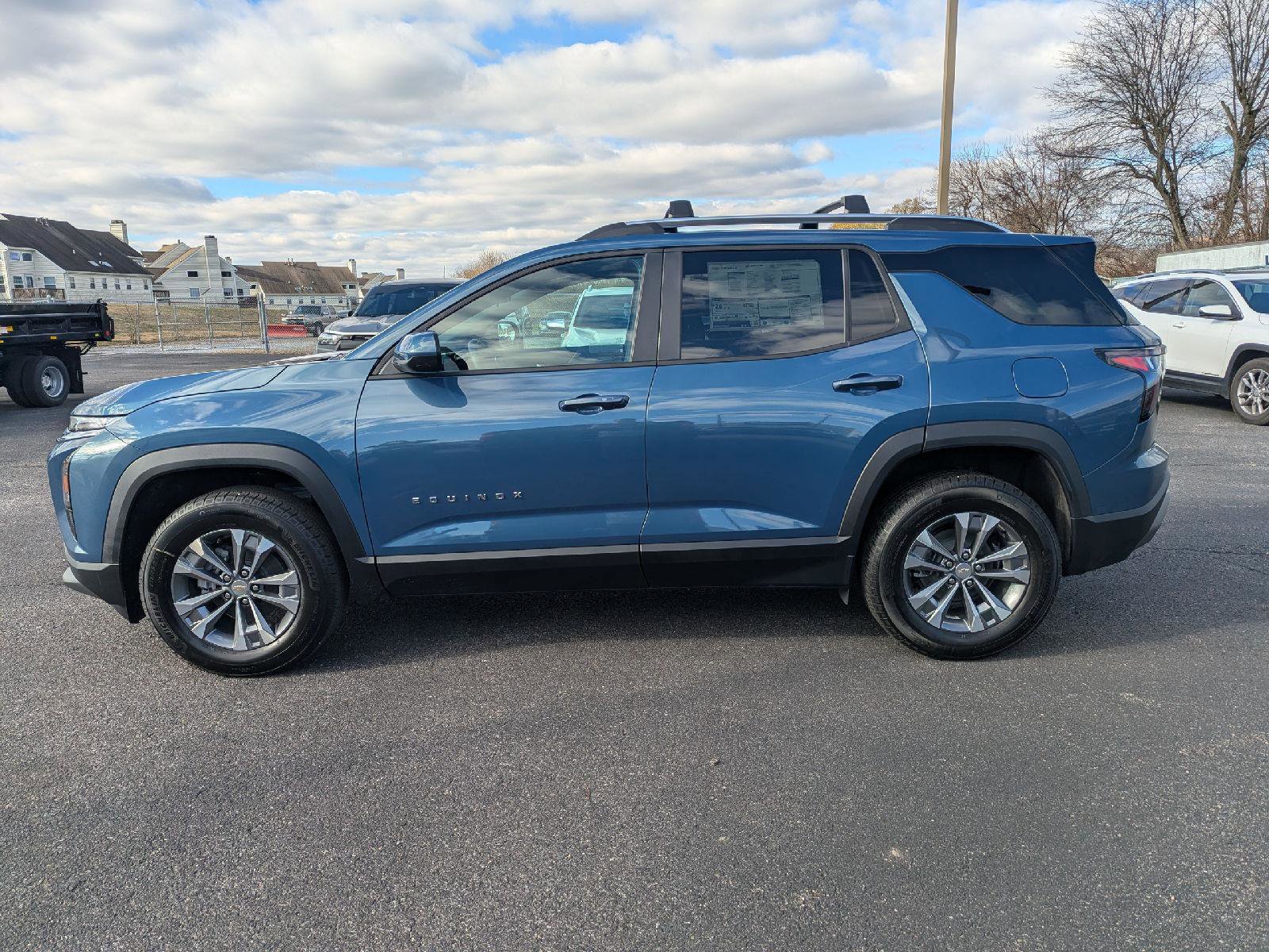 New 2026 Chevrolet Equinox LT image 8