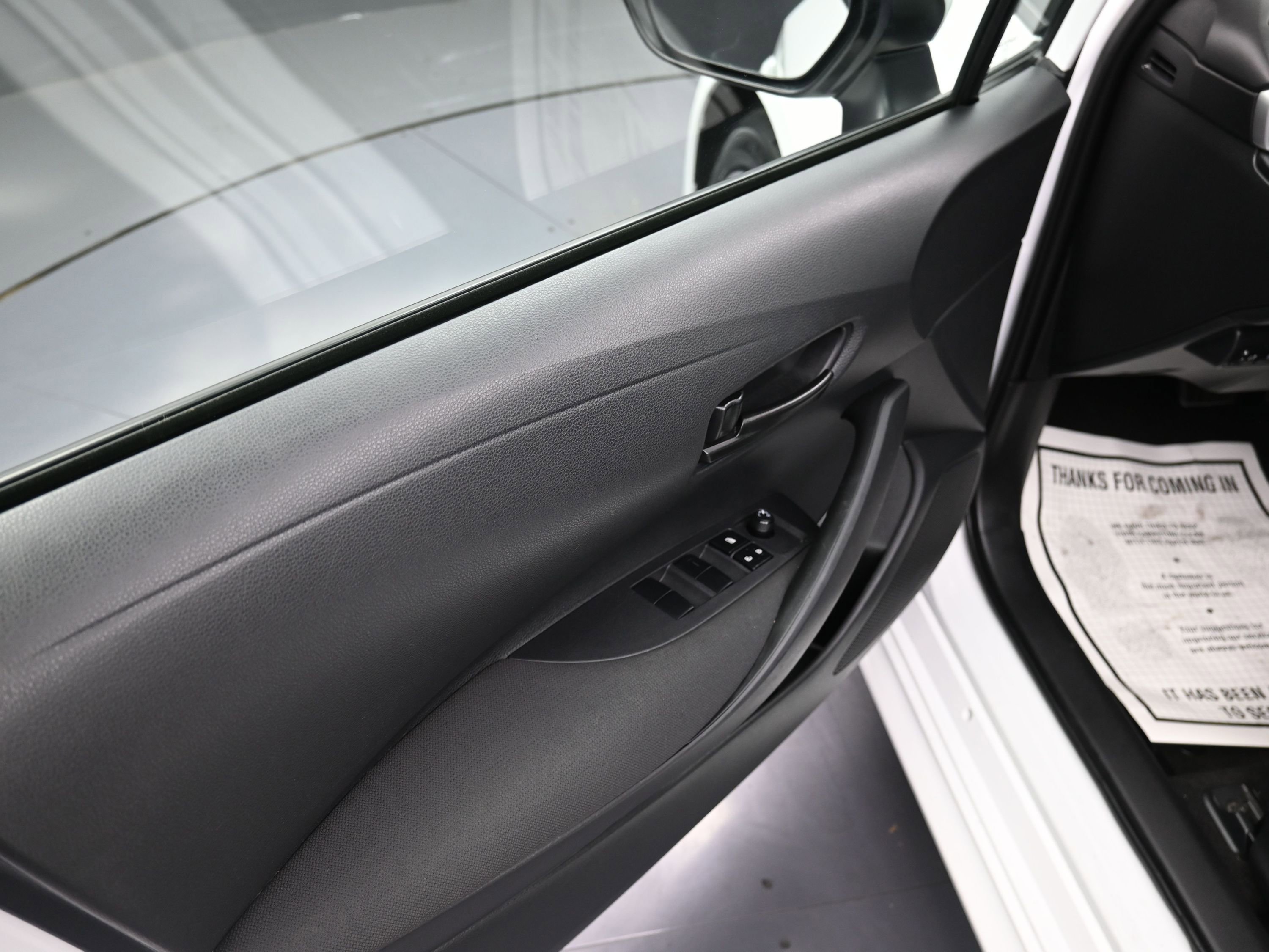 Used 2023 Toyota Corolla LE image 18