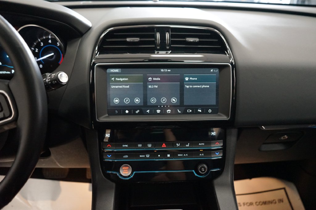 Used 2020 Jaguar F-PACE Premium AWD/4WD image 6