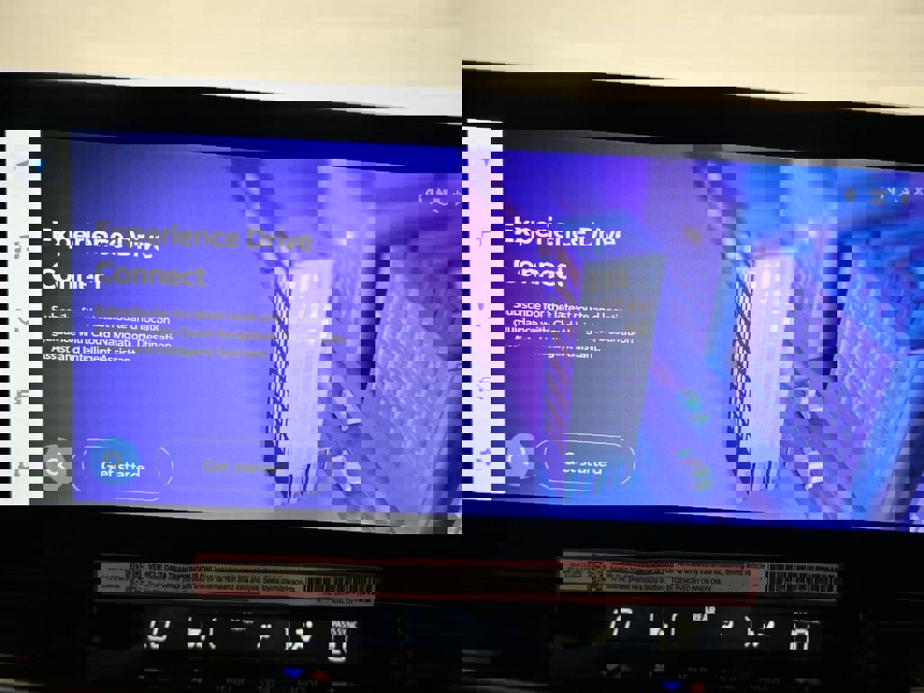 New 2025 Toyota Sienna XSE w/ XSE Premium Package image 11