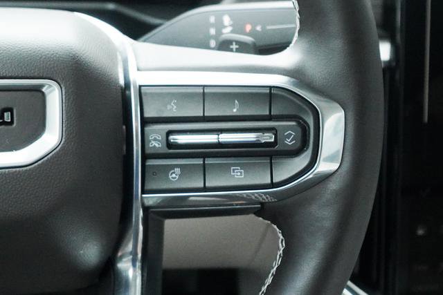 Used 2025 GMC Acadia Denali w/ LPO, Floor Liner Package image 16