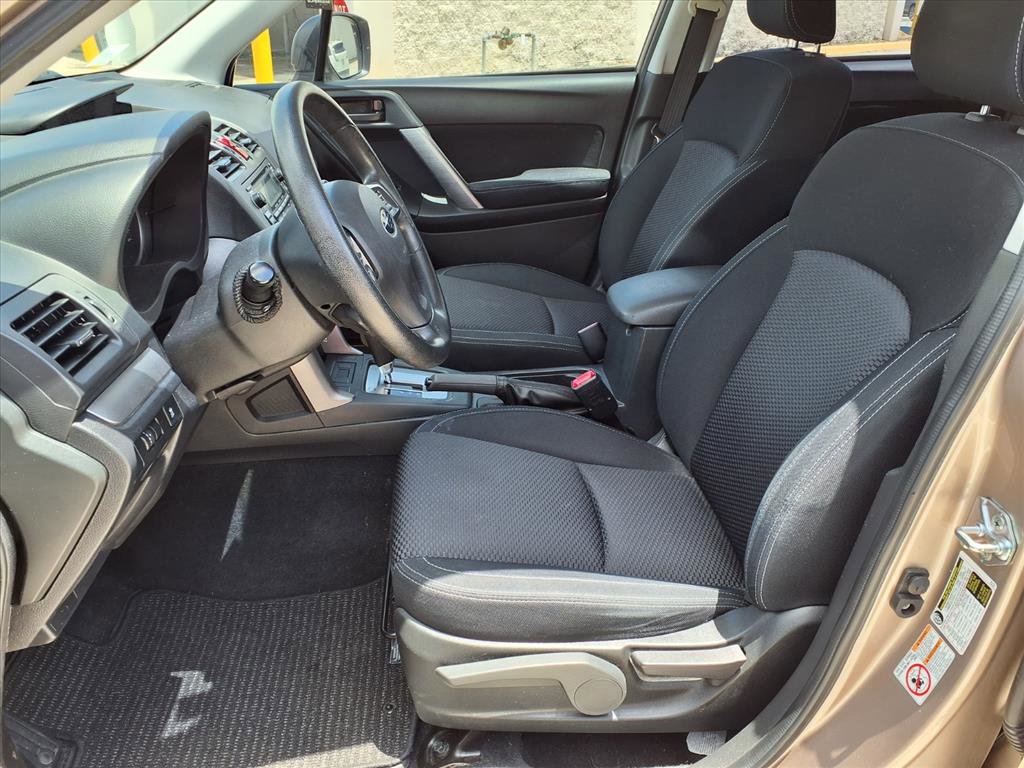 Used 2015 Subaru Forester 2.5i w/ Alloy Wheel Package AWD/4WD image 13