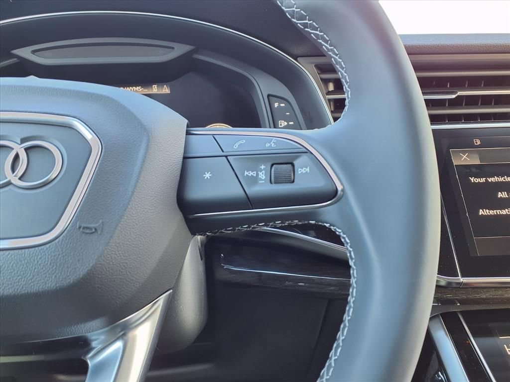 New 2026 Audi Q7 3.0T Premium Plus AWD/4WD image 13