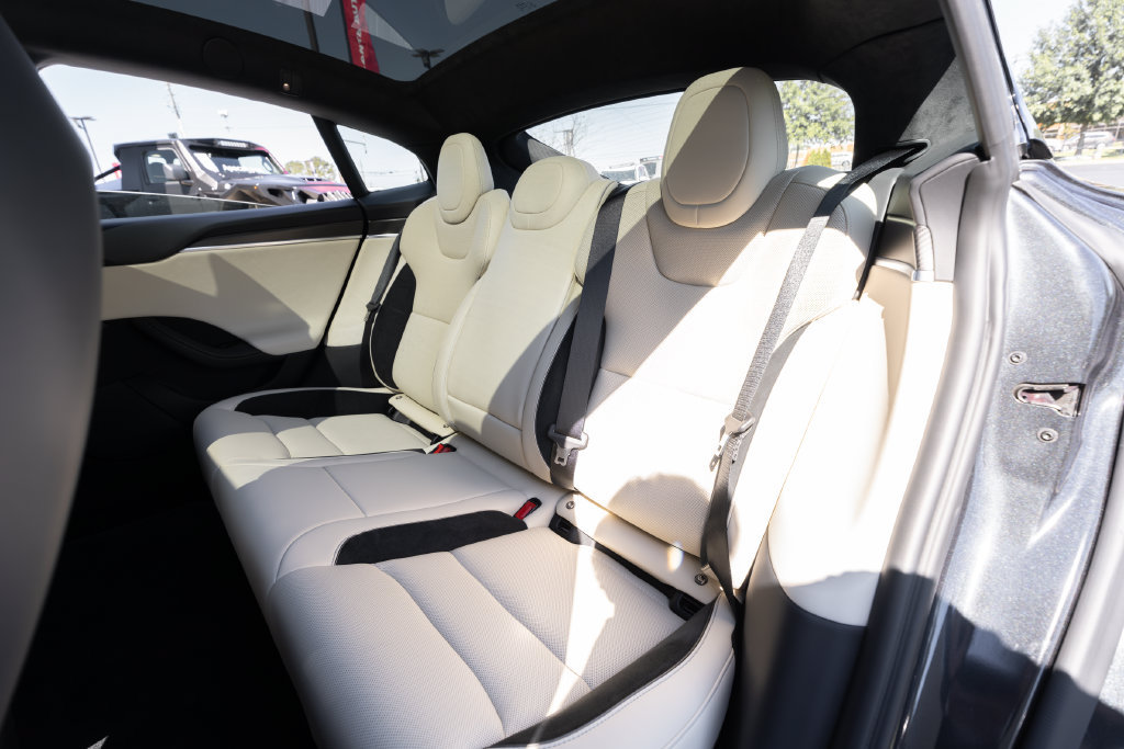 Used 2025 Tesla Model S Plaid AWD/4WD image 36