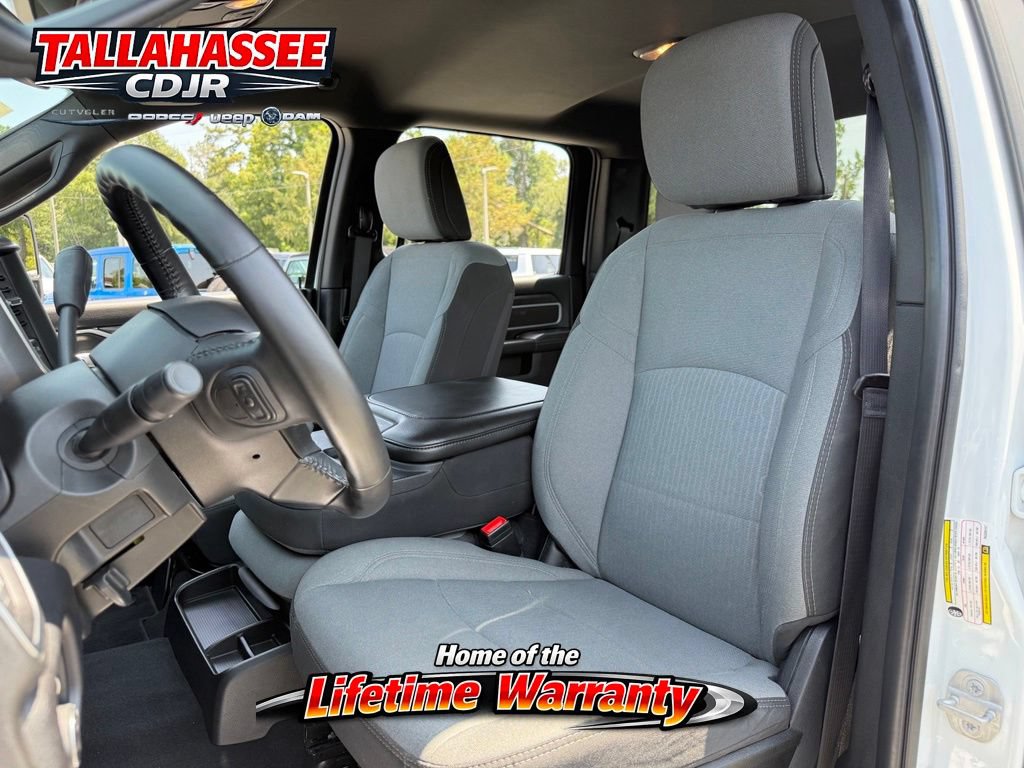 Used 2024 RAM 3500 Big Horn AWD/4WD image 15