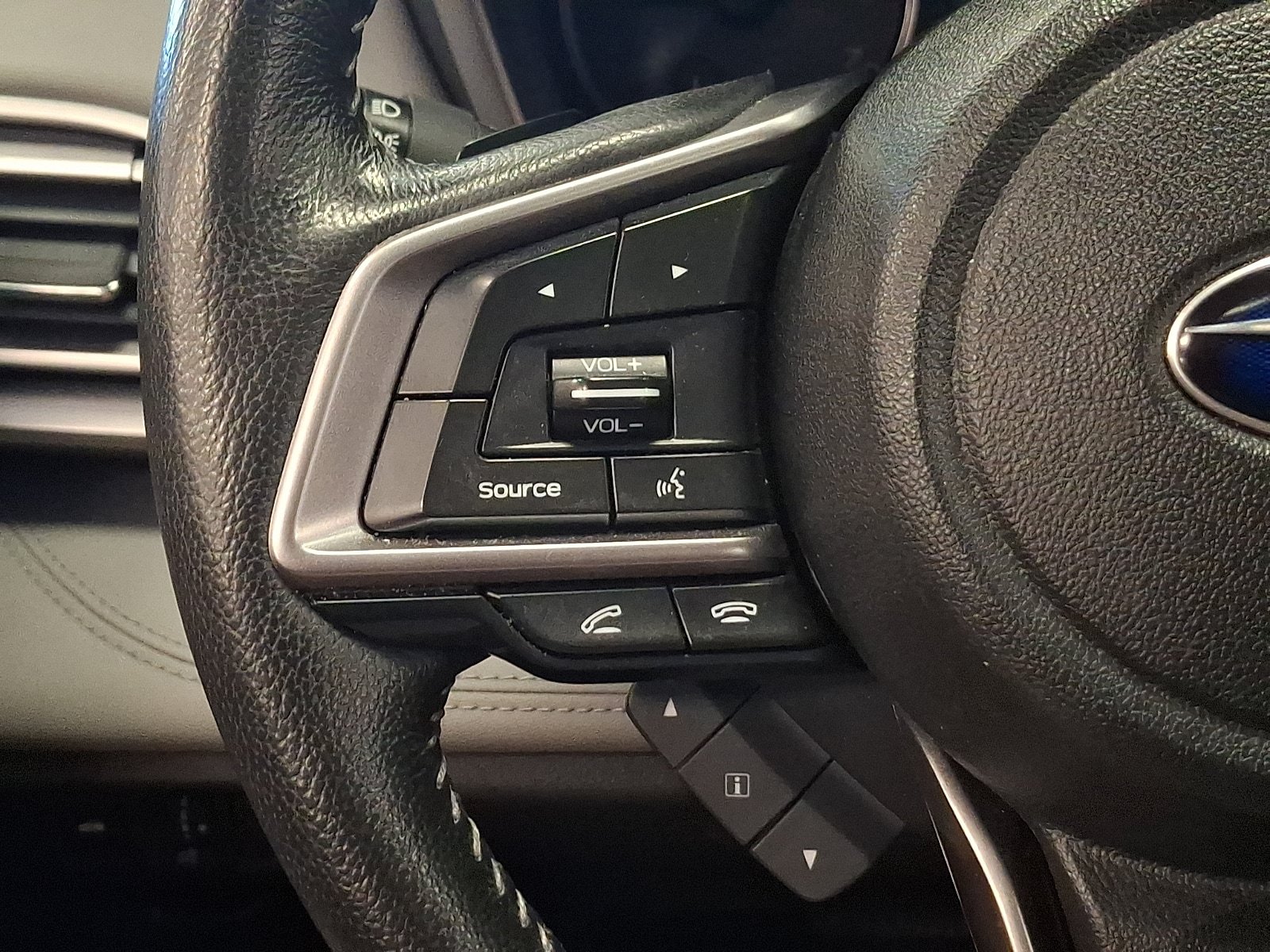 Used 2020 Subaru Legacy Limited XT AWD/4WD image 21