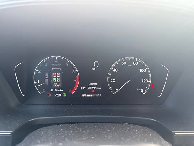 Used 2023 Honda Pilot TrailSport image 8