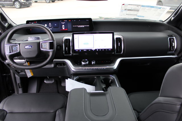 New 2027 Ford Expedition Platinum w/ Stealth Appearance Package AWD/4WD image 10