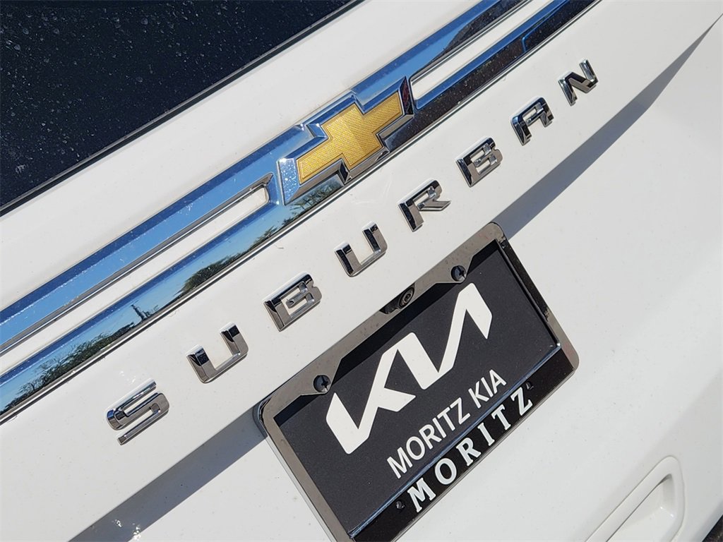 Used 2024 Chevrolet Suburban LT image 11