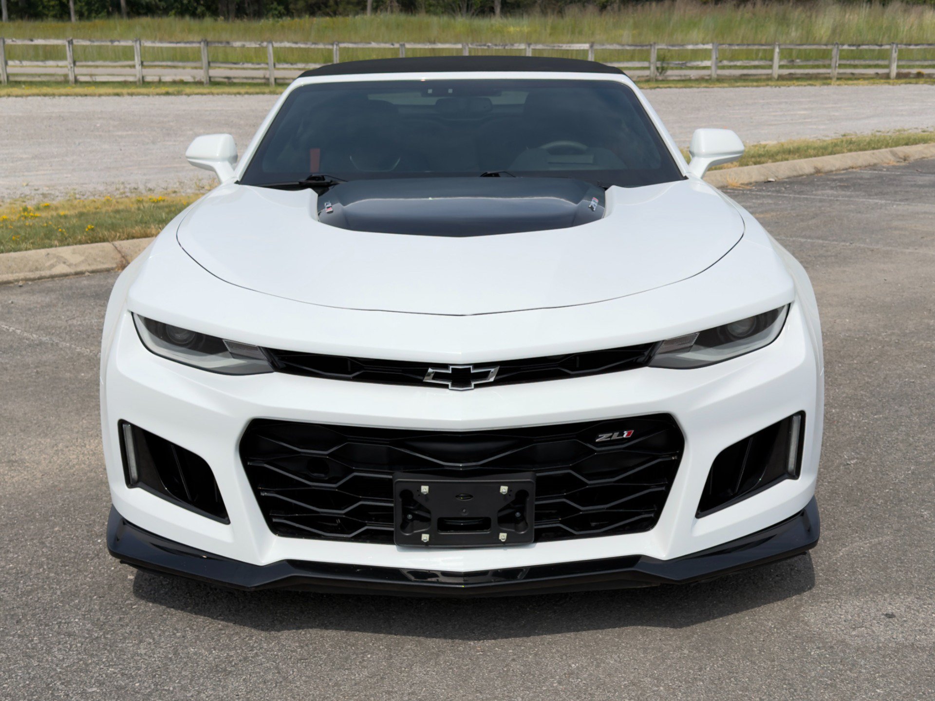 Used 2017 Chevrolet Camaro ZL1 RWD image 14