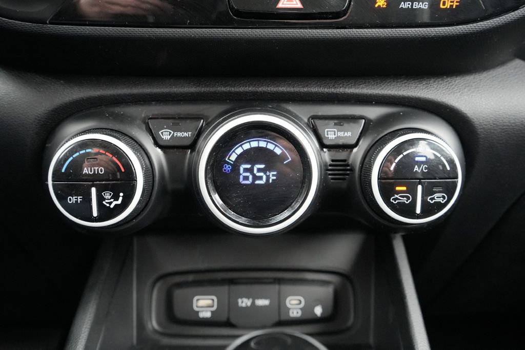 Certified 2023 Hyundai Venue Limited image 30