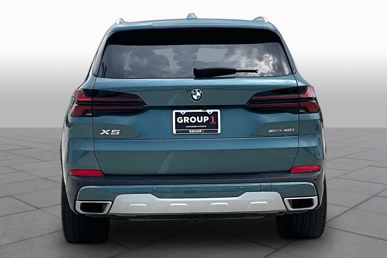 Used 2025 BMW X5 sDrive40i w/ Premium Package RWD image 4