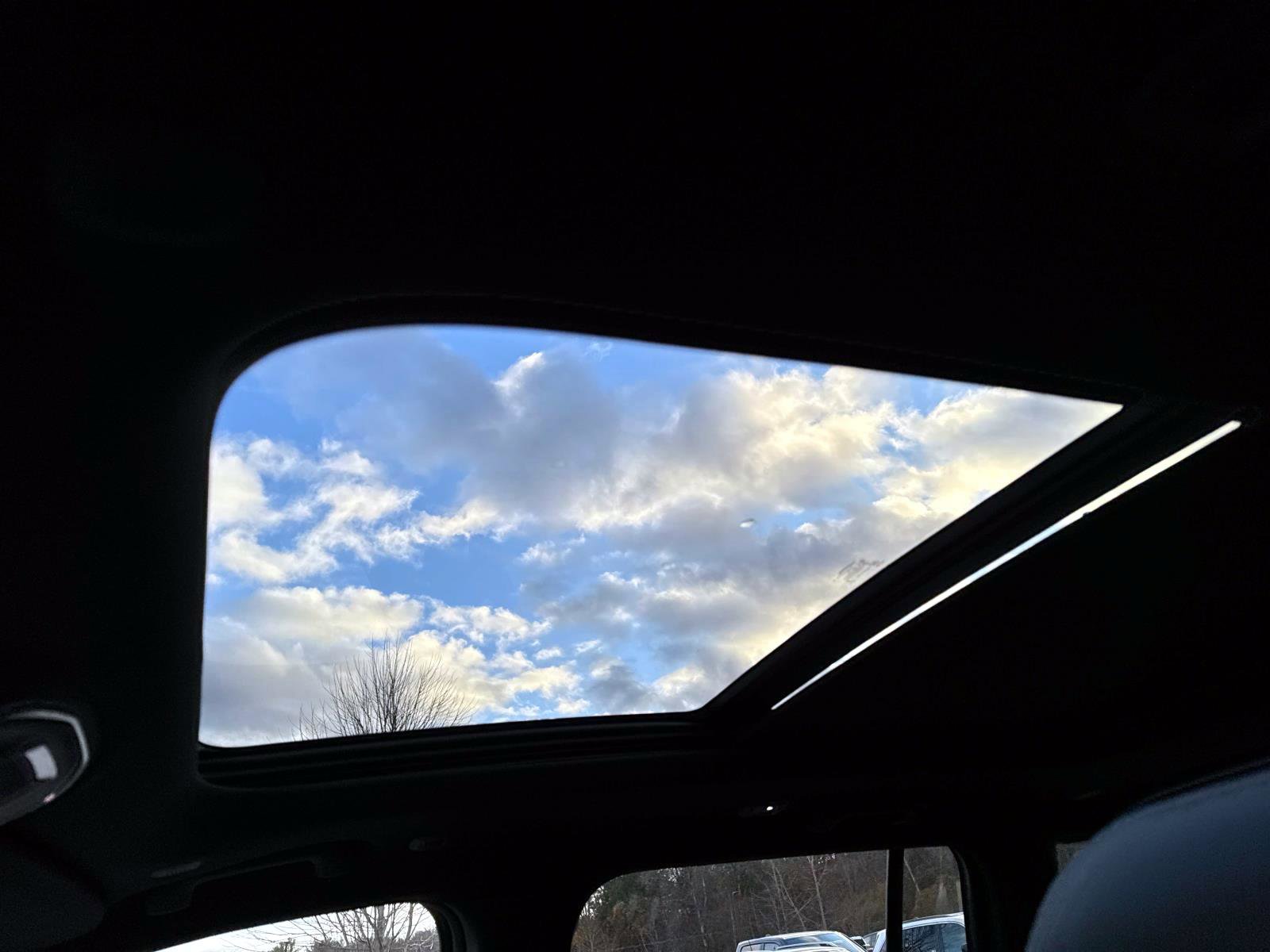 New 2025 Jeep Grand Cherokee Limited image 15