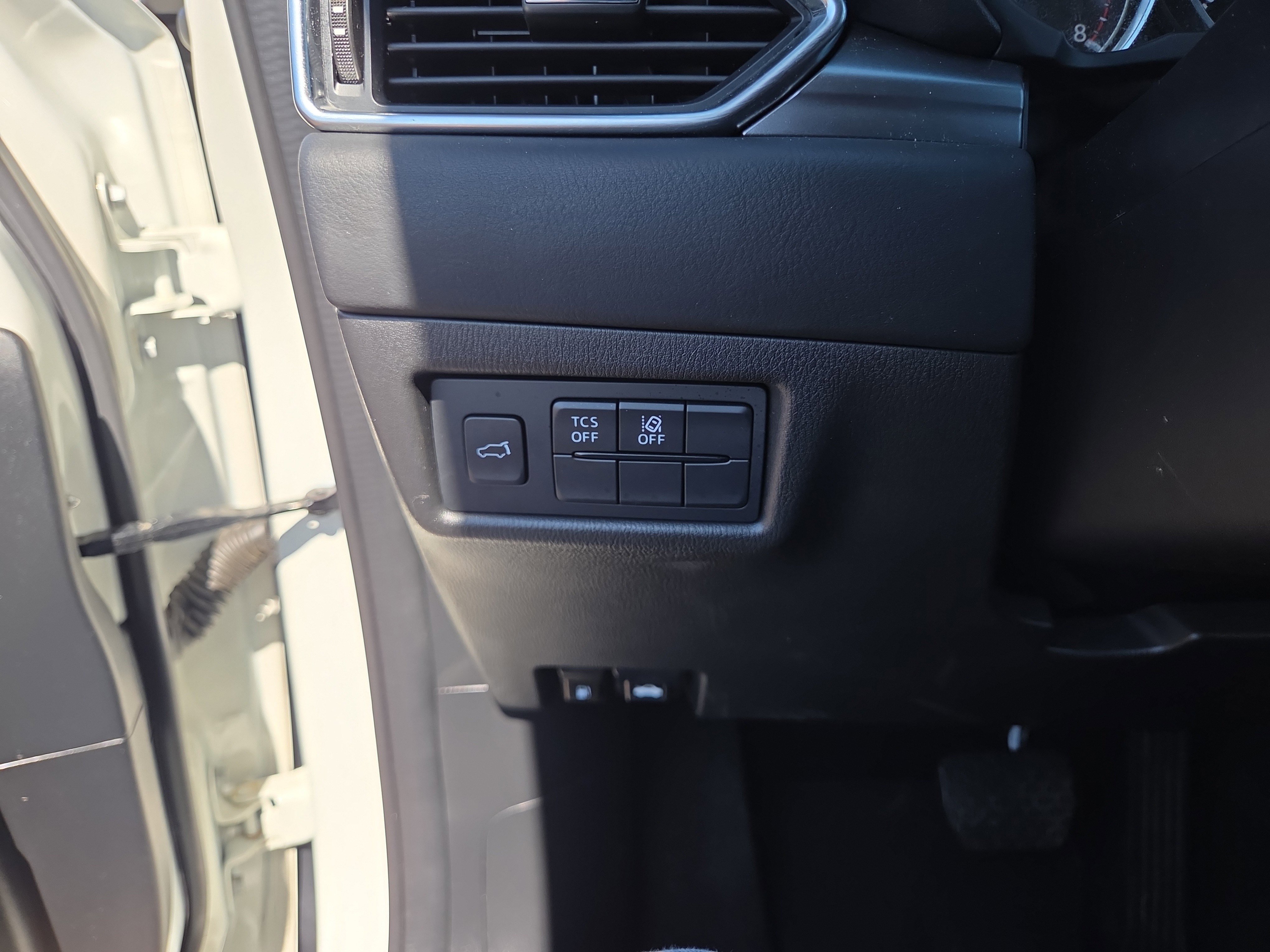 Used 2020 MAZDA CX-5 Touring AWD/4WD image 29