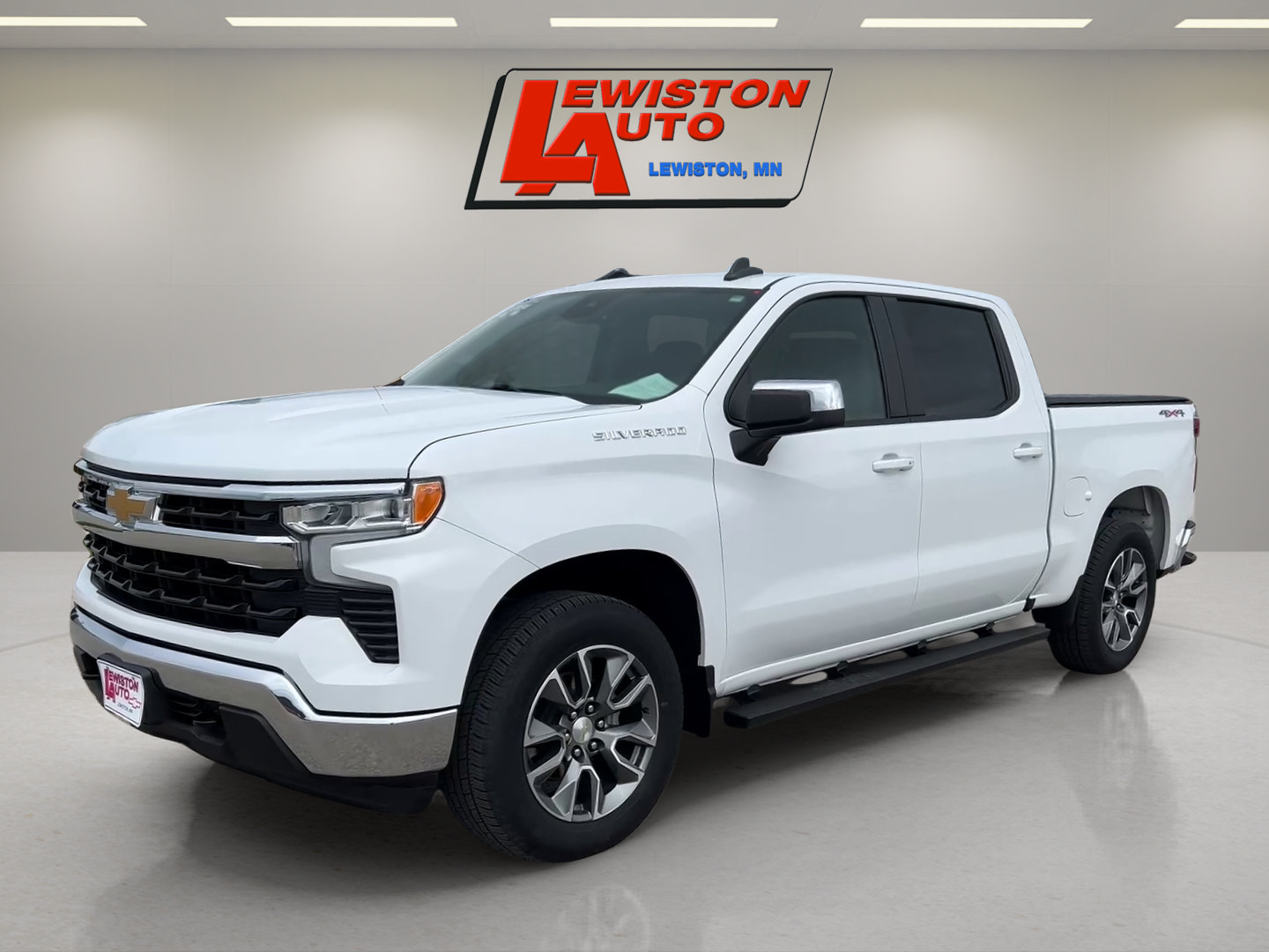 Certified 2024 Chevrolet Silverado 1500 LT AWD/4WD image 1