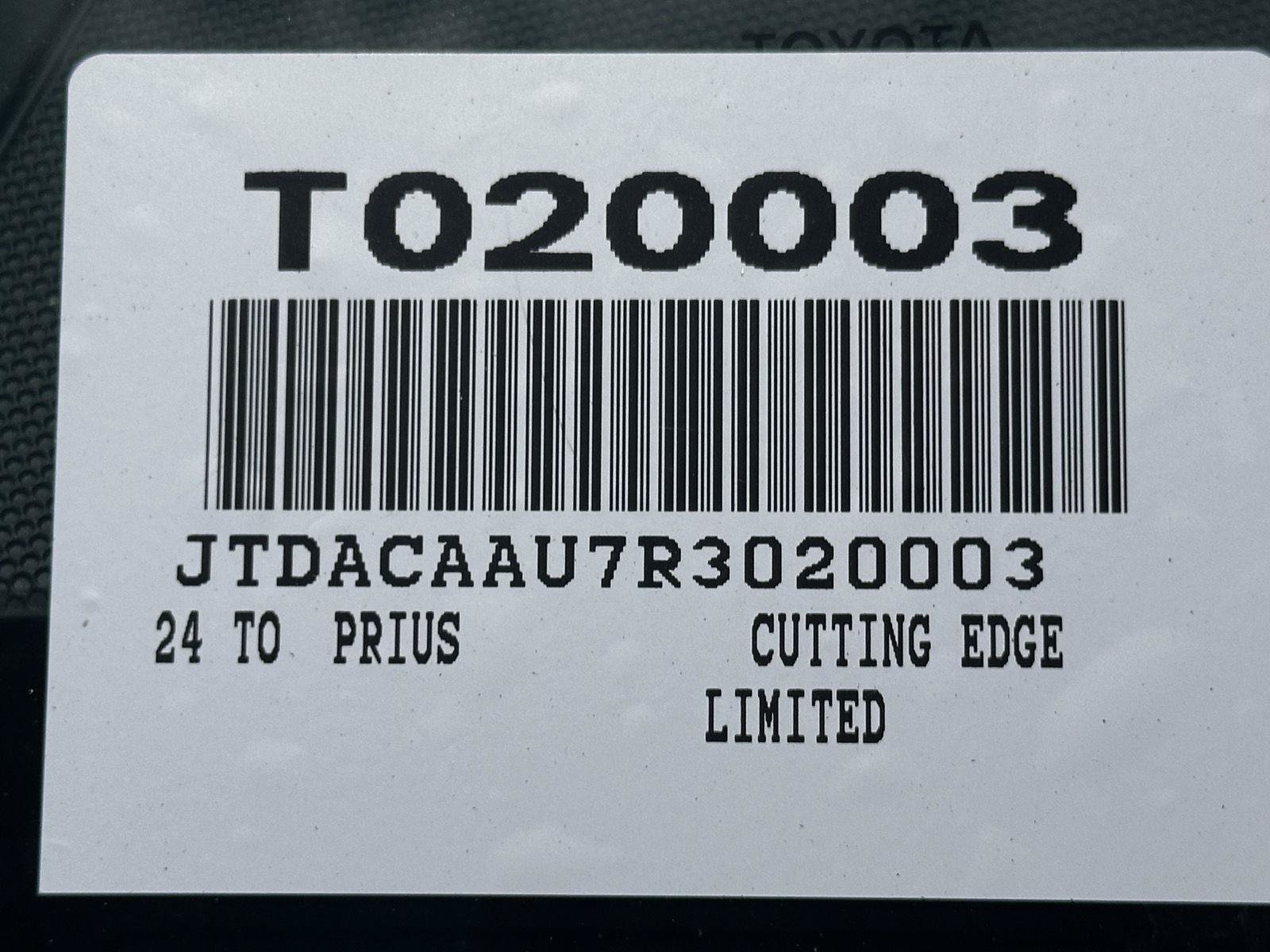 Certified 2024 Toyota Prius Limited w/ Limited Premium Package FWD image 29