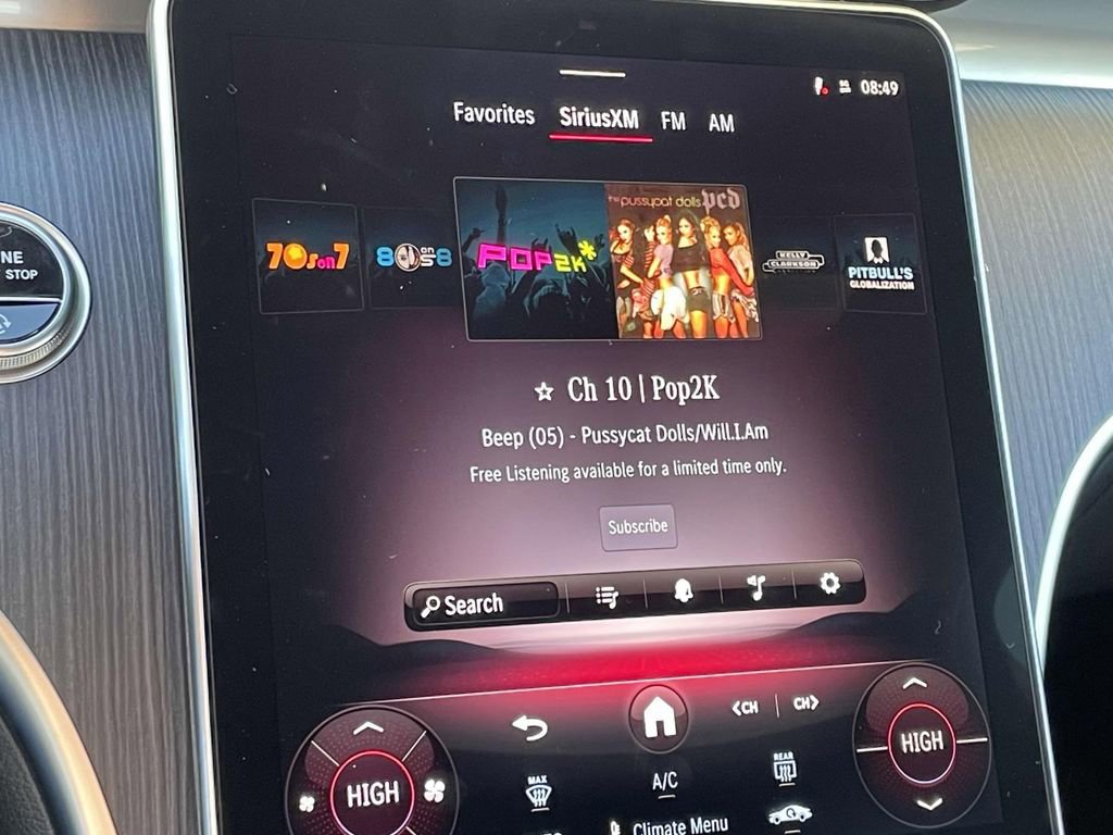 Certified 2025 Mercedes-Benz C 300 Sedan image 28