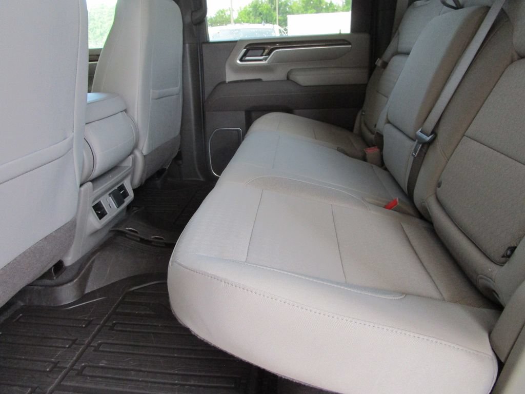 Used 2026 GMC Sierra 2500 SLE w/ SLE Value Package; AWD/4WD image 28