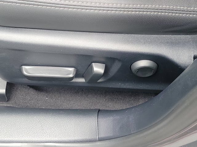 Used 2019 Lexus IS 300 AWD w/ Navigation Package image 23