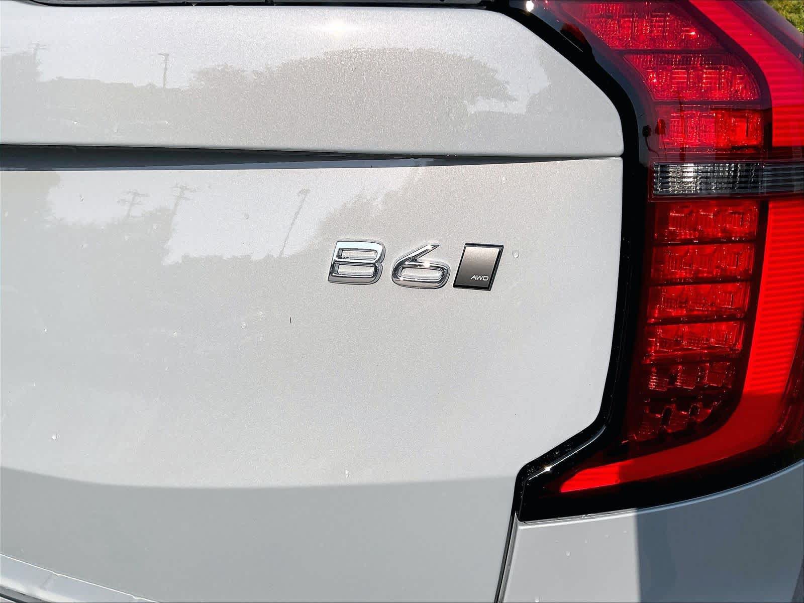 New 2027 Volvo XC90 B6 Plus AWD/4WD image 26