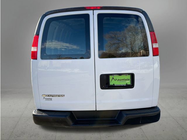 Used 2021 Chevrolet Express 2500 w/ Driver Convenience Package image 28