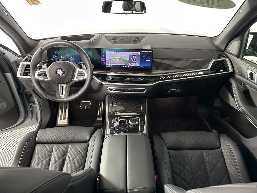 Used 2026 BMW X5 M60i w/ Climate Comfort Package image 2