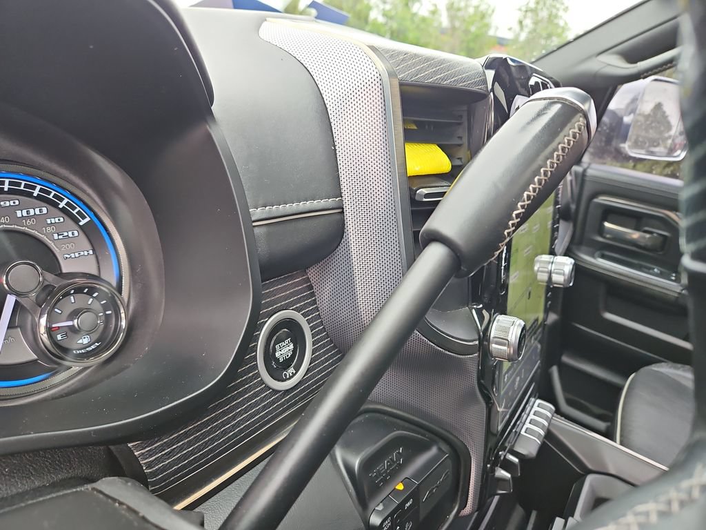 Used 2019 RAM 2500 Limited AWD/4WD image 25