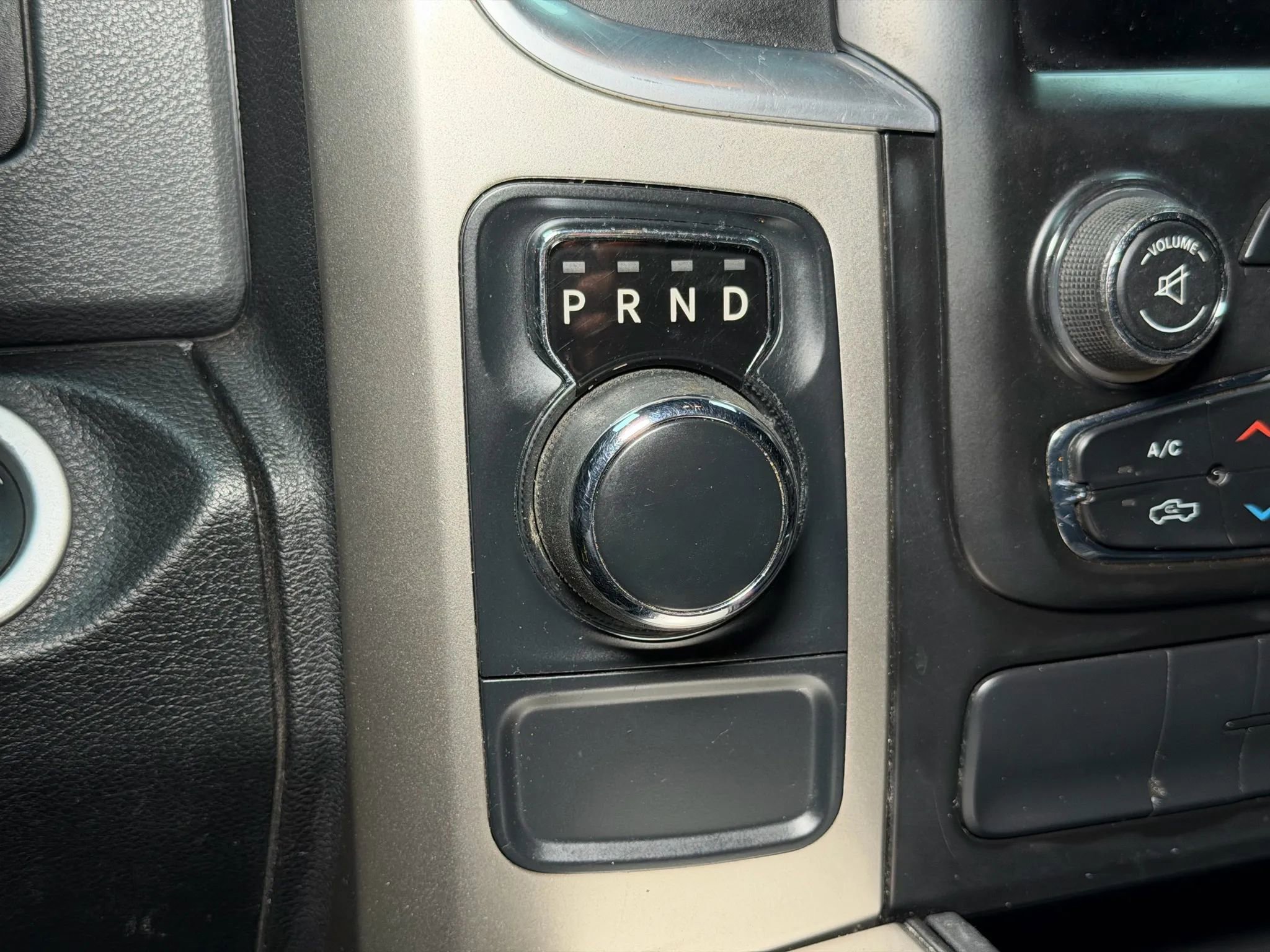 Used 2018 RAM 1500 Lone Star RWD image 38