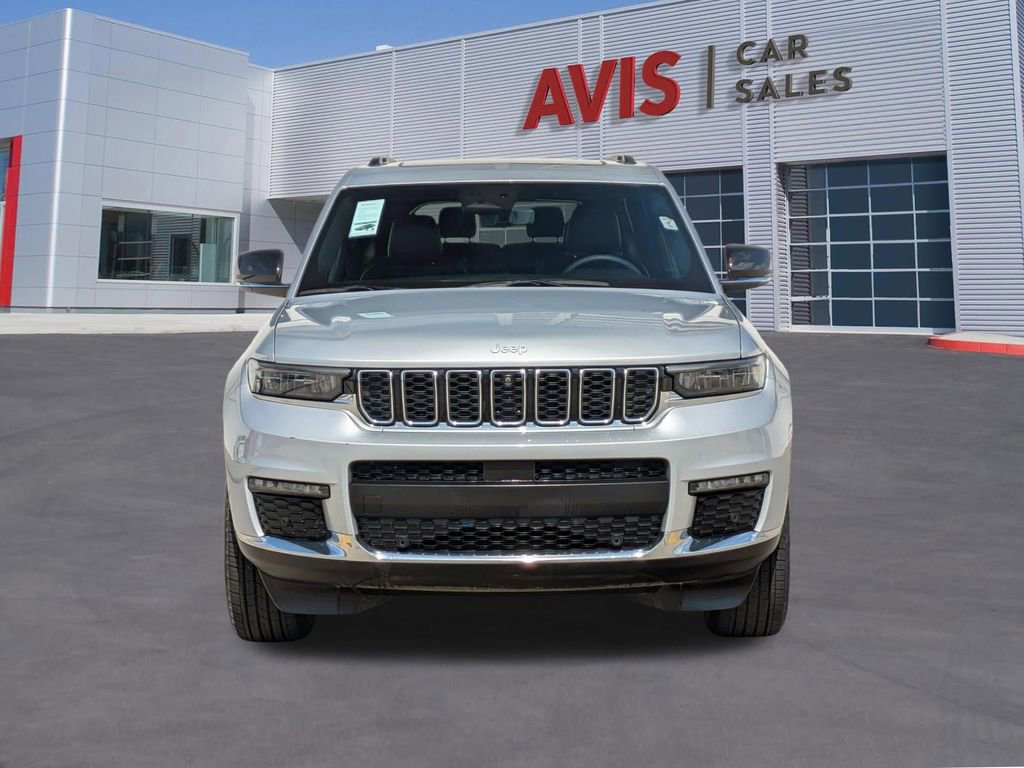 Used 2024 Jeep Grand Cherokee L Limited w/ Luxury Tech Group II image 2