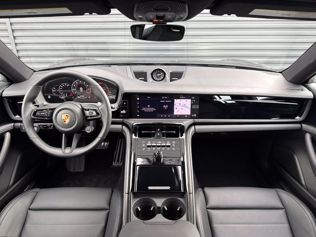 New 2026 Porsche Panamera 4 AWD/4WD image 17