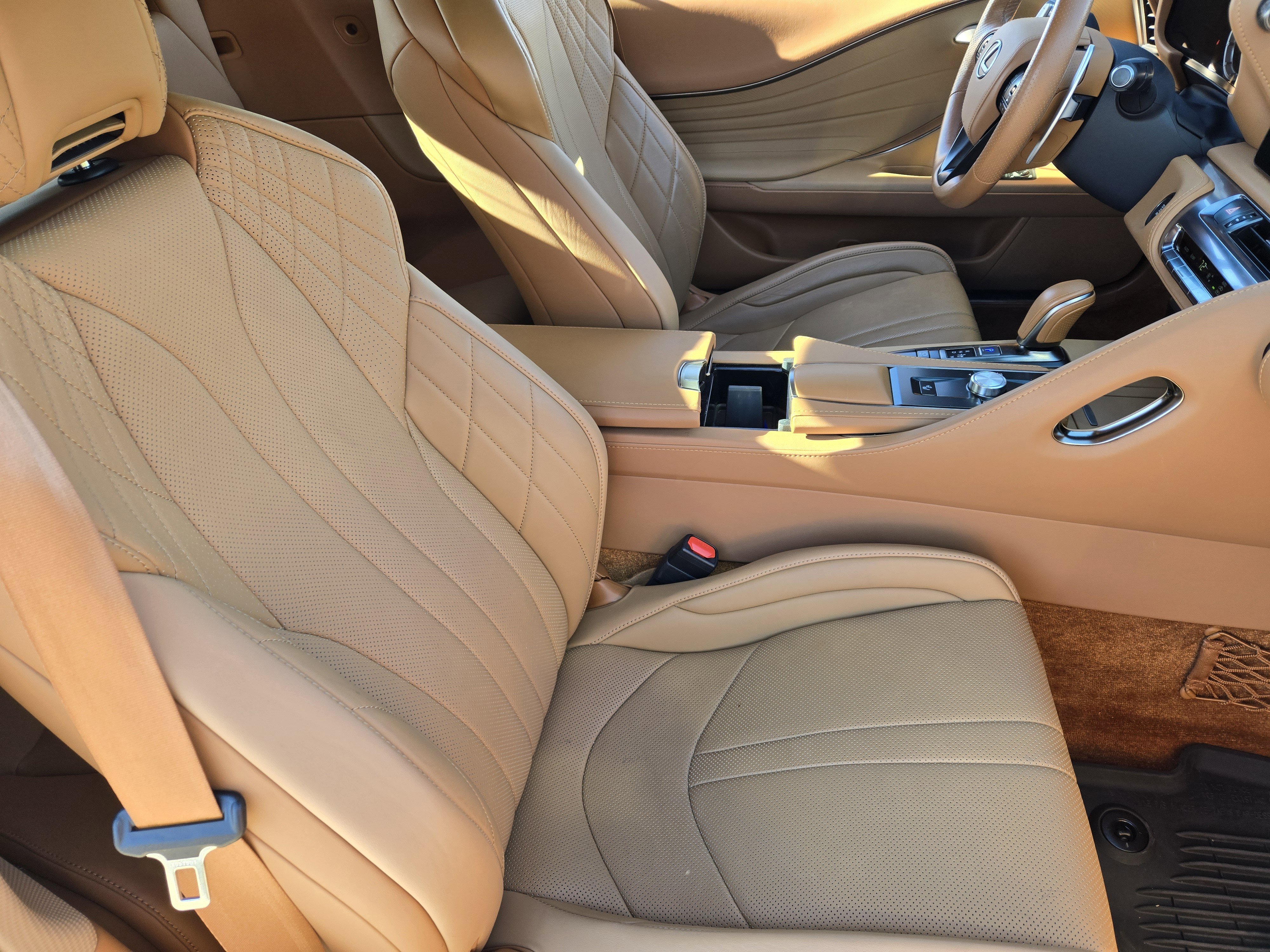 Used 2024 Lexus LC 500 Convertible image 10