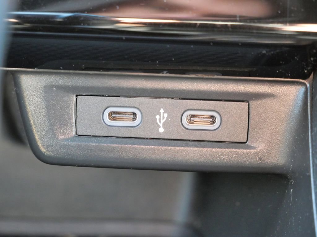 Used 2025 Volkswagen Jetta Sport image 42