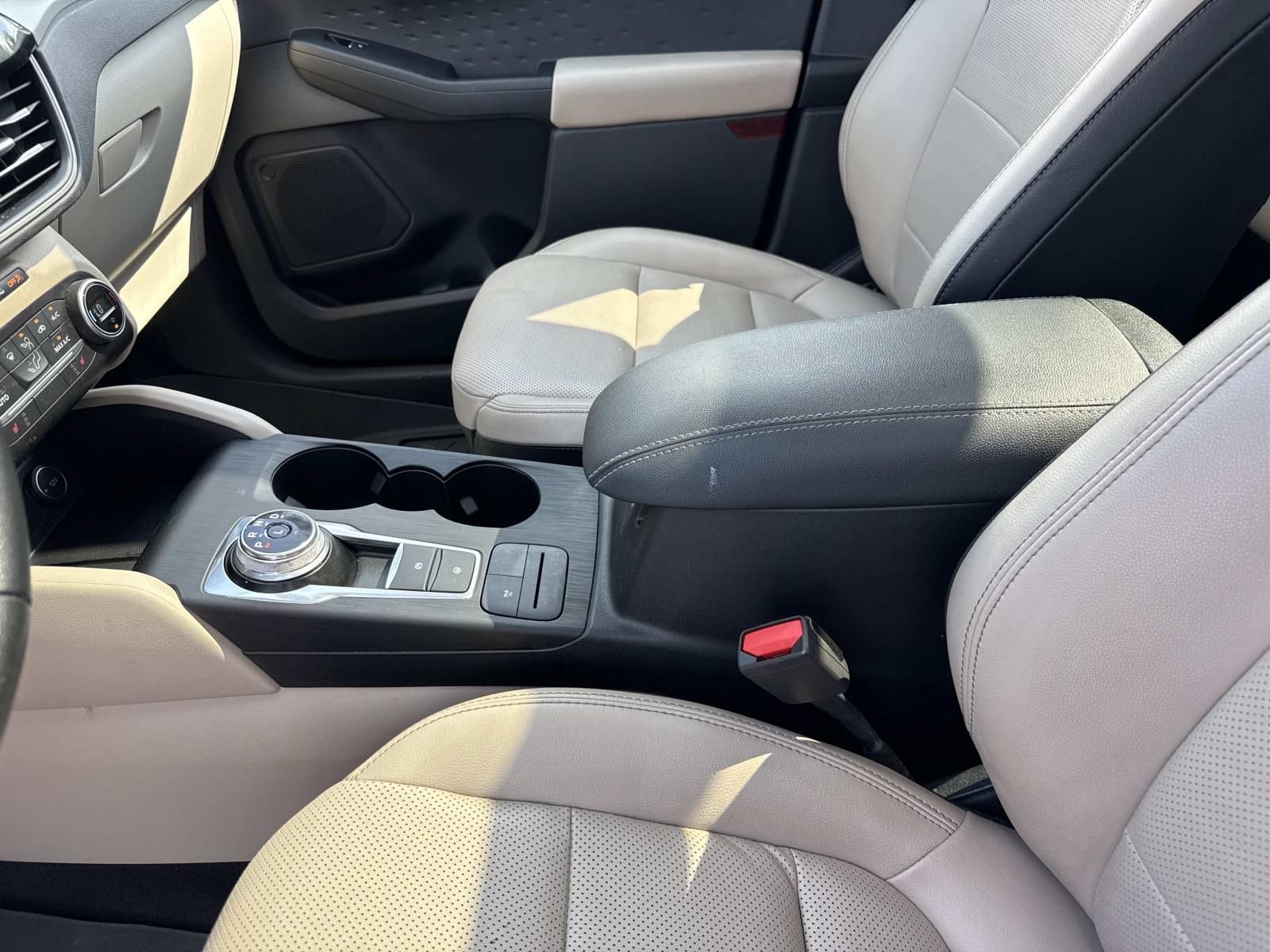 Used 2020 Ford Escape SE Sport AWD/4WD image 21