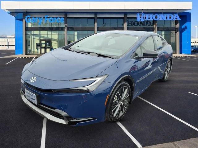Used 2026 Toyota Prius XLE AWD/4WD image 4