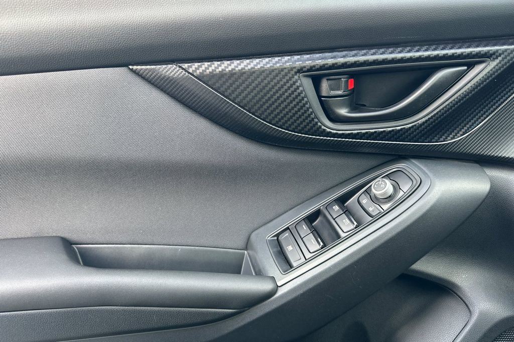 Used 2022 Subaru Crosstrek 2.0i Premium image 11