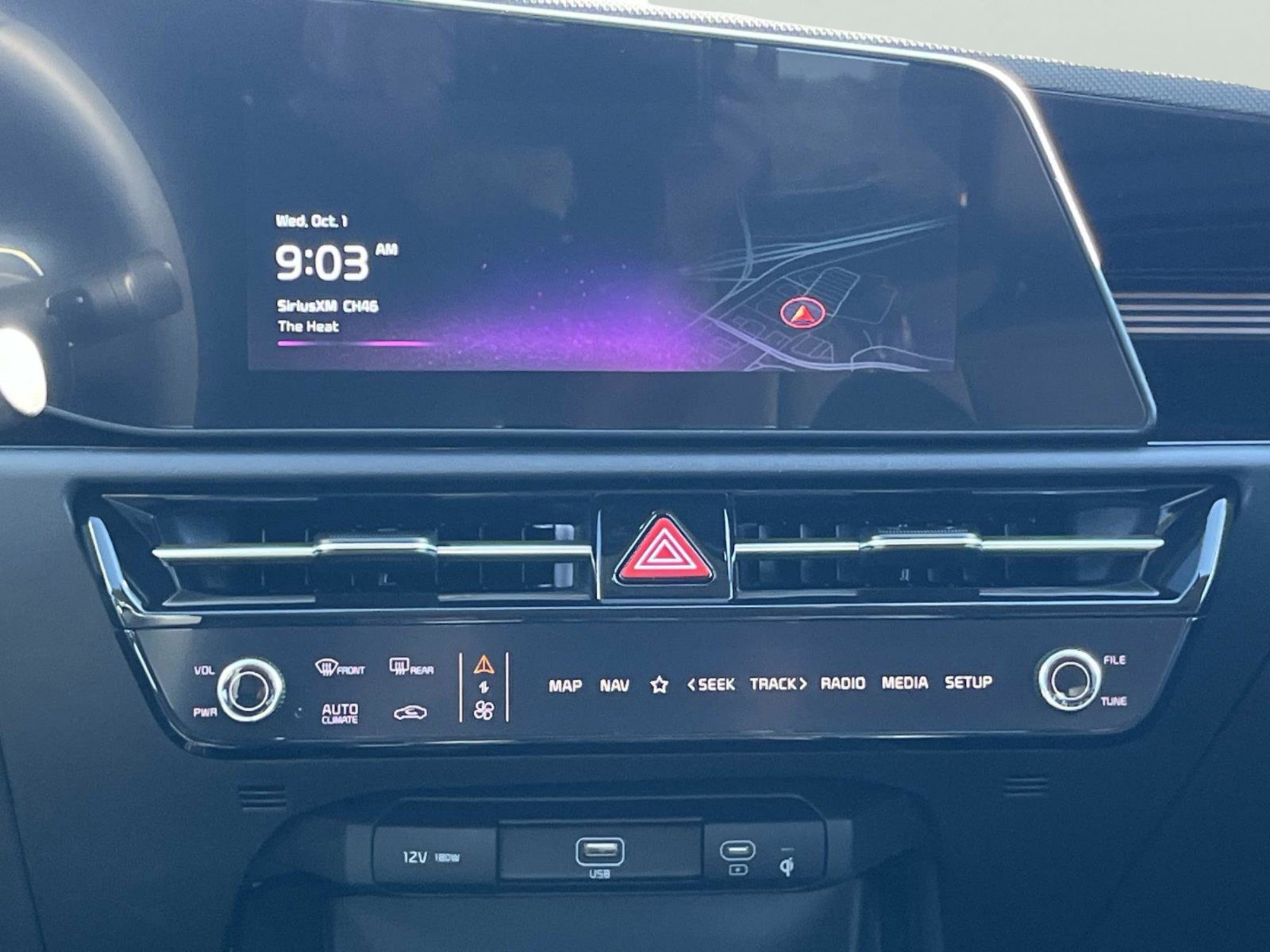New 2025 Kia Niro EX w/ EX Cold Weather Package FWD image 15