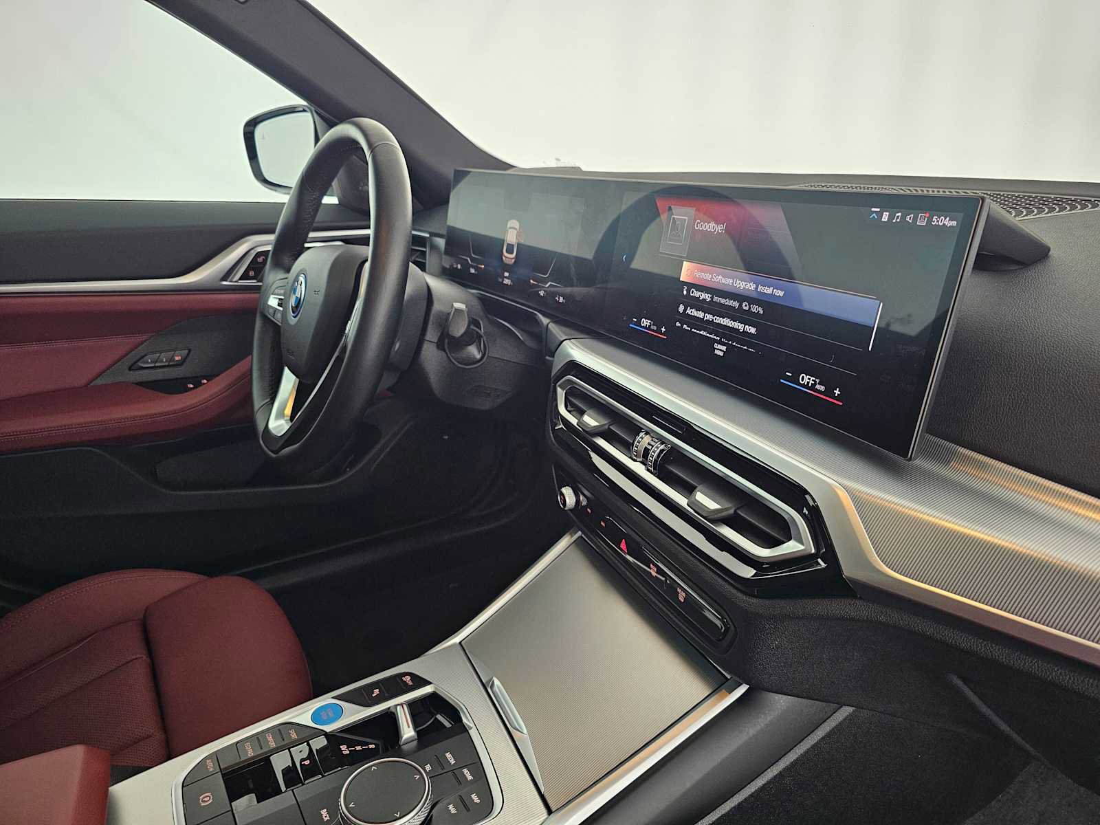 Used 2023 BMW i4 eDrive40 RWD image 11
