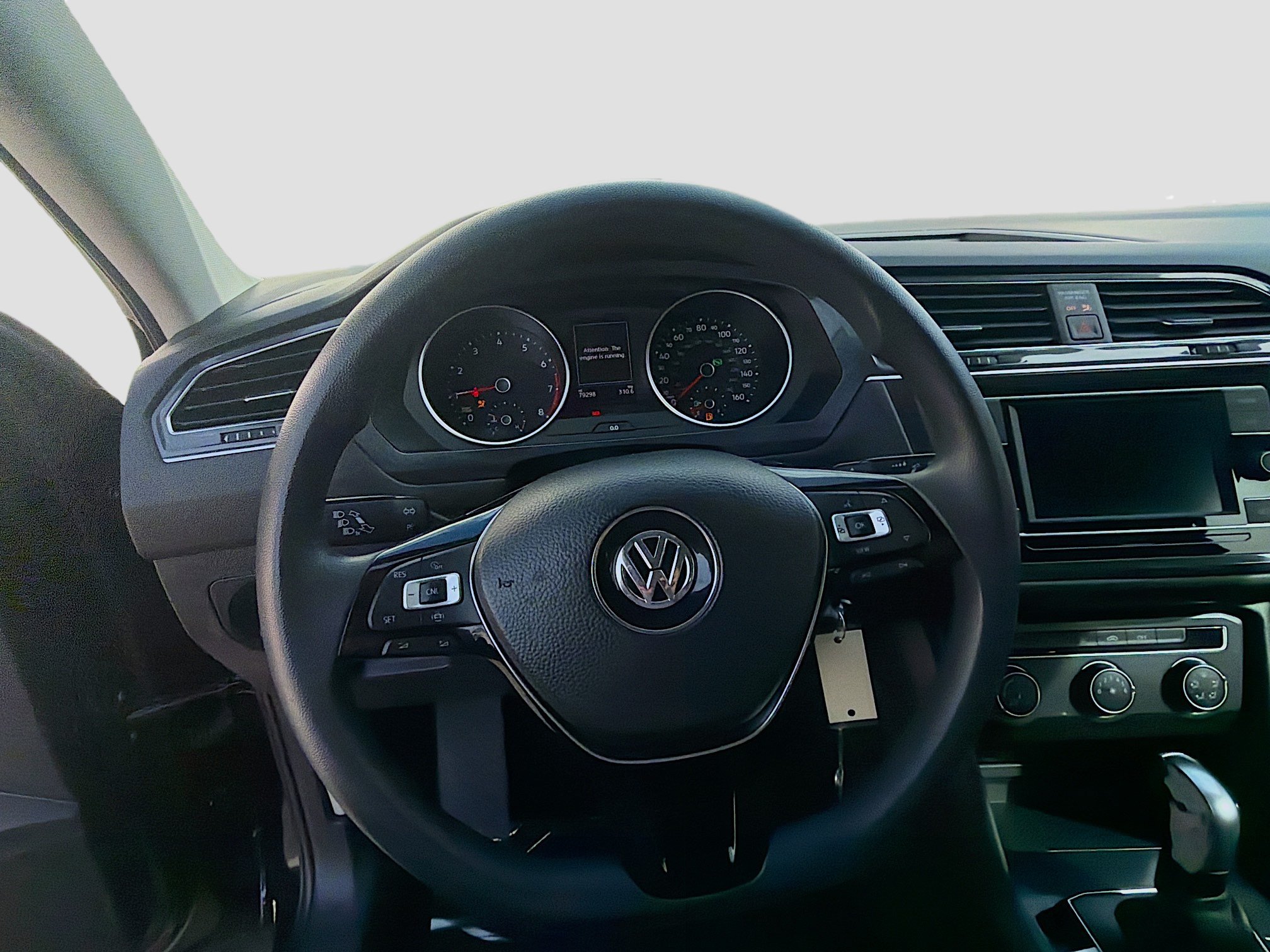 Used 2019 Volkswagen Tiguan S w/ Driver Assistance Package FWD image 10