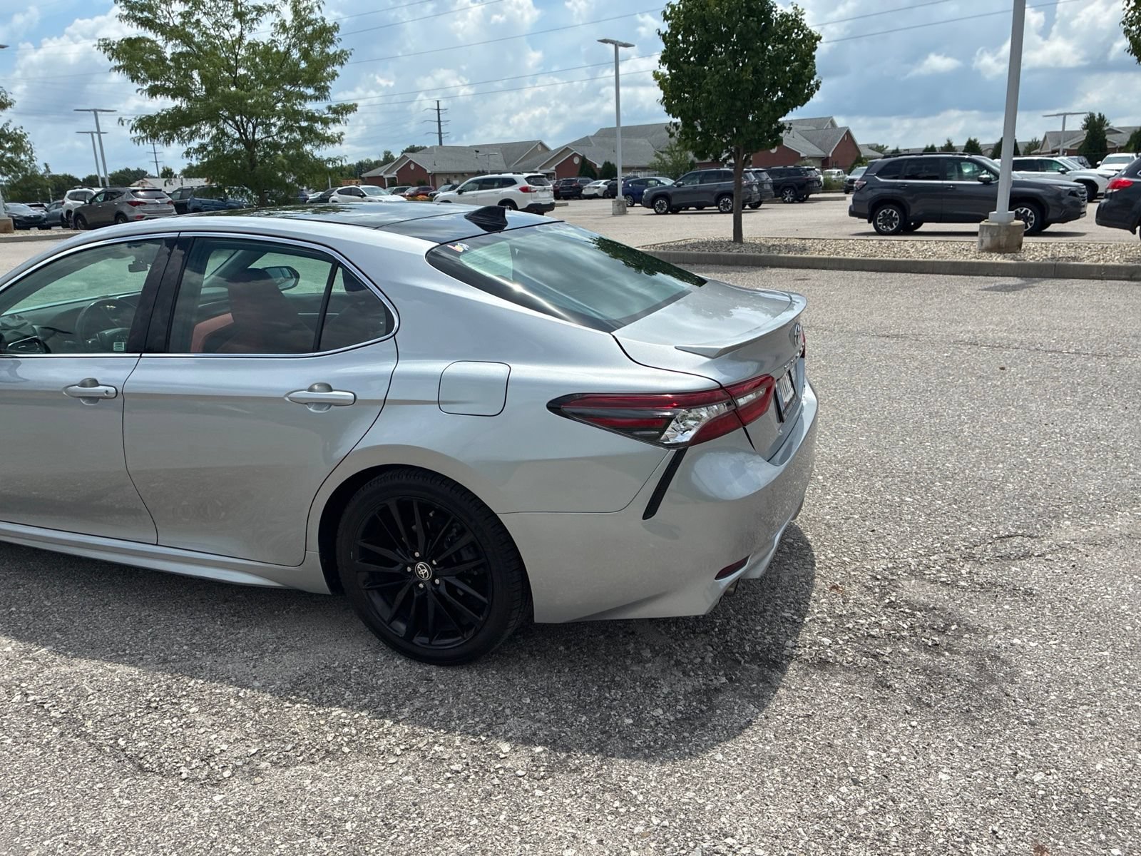 Used 2021 Toyota Camry XSE AWD/4WD image 11