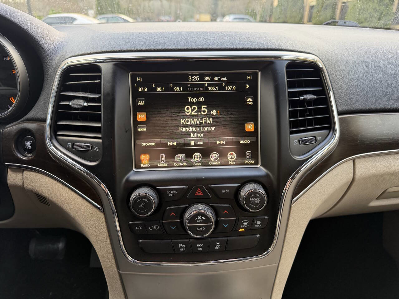 Used 2015 Jeep Grand Cherokee Limited image 19