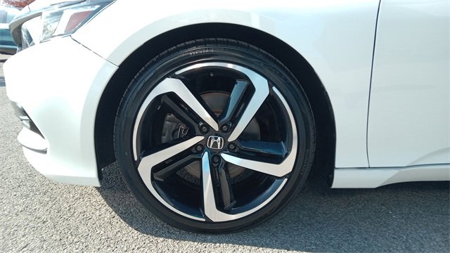 Used 2020 Honda Accord Sport image 10