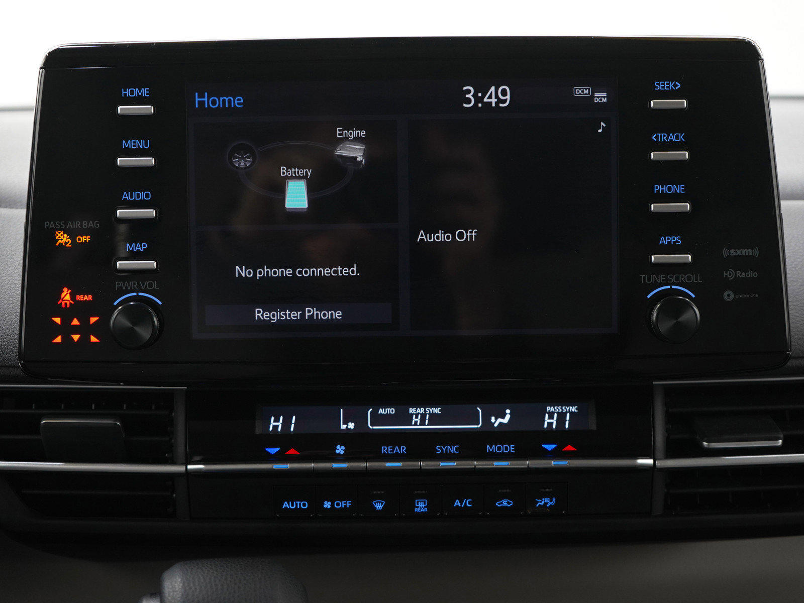 Used 2024 Toyota Sienna LE image 17