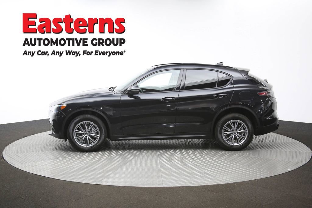 Used 2024 Alfa Romeo Stelvio Sprint image 60