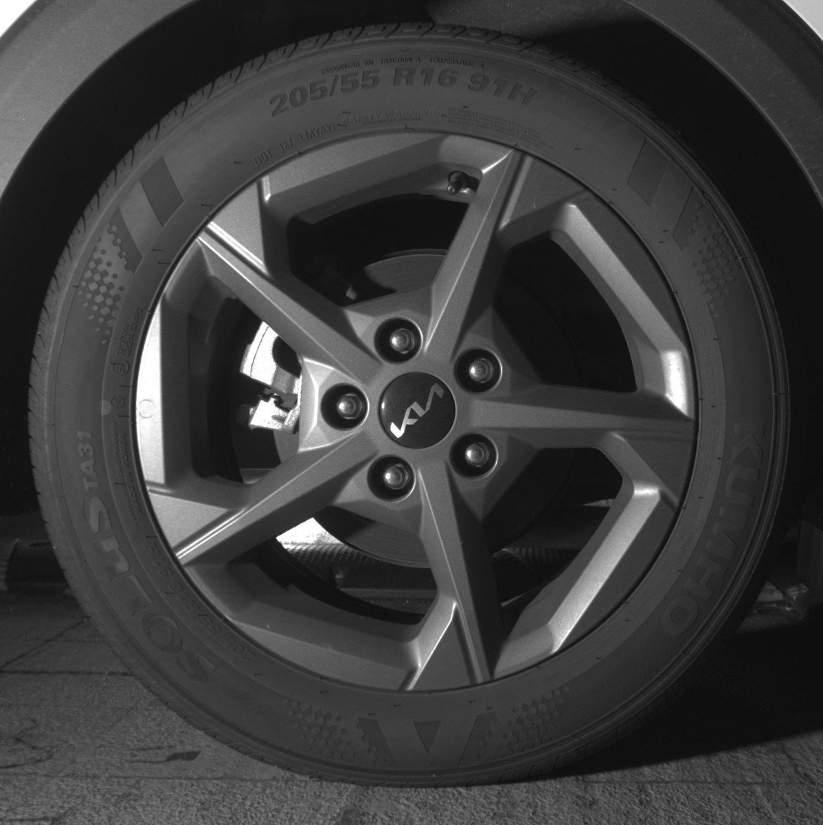 Used 2025 Kia K4 FWD image 15