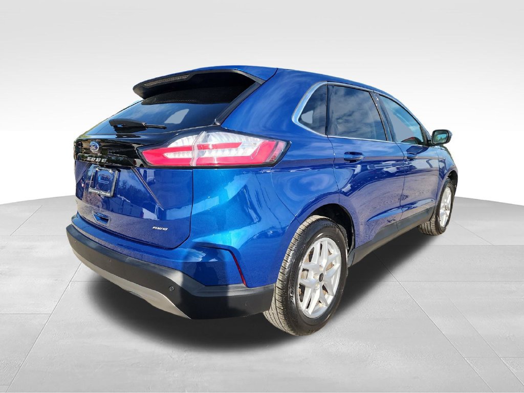 Used 2024 Ford Edge SEL AWD/4WD image 9