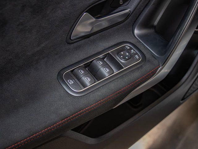 Used 2023 Mercedes-Benz CLA 250 4MATIC image 14