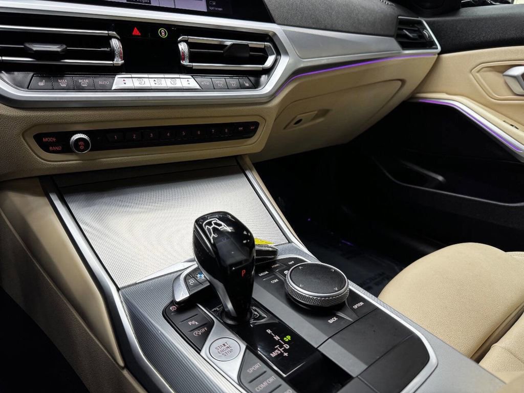 Used 2021 BMW 330i Sedan w/ Premium Package image 26