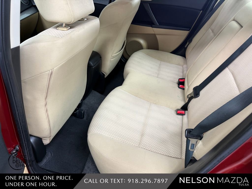 Used 2011 MAZDA MAZDA3 i Touring FWD image 31